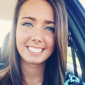 Meet your Posher, Makenzie